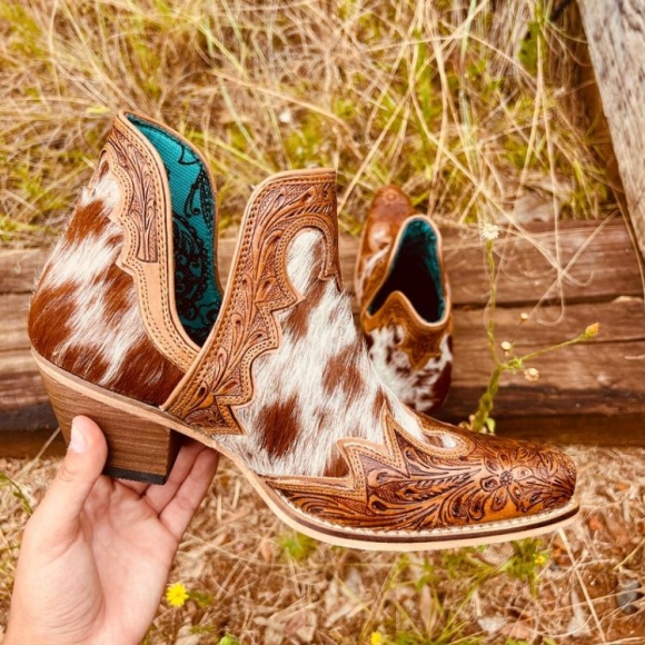 Women's Brown Cowhide Tooled Leather Boots | Canada