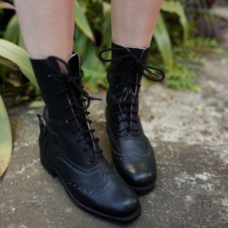 Women's Black Victorian Lace up Boots With Brogue Pattern | Canada
