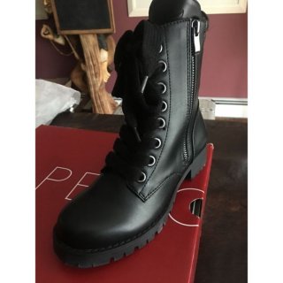 Women's NIB Capezio Flat Black Combat Boots Size 4 or 6 Available 610W | Canada