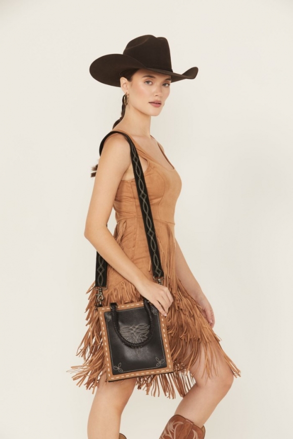 Special Offer Idyllwind Women's Elaine Boot Stitch Crossbody Bag | Black