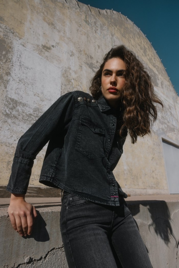 Special Offer Idyllwind Women's Concho Embellished Long Sleeve Snap Western Shirt | Black Special Offer Idyllwind Women's Concho Embellished Long Sleeve Snap Western Shirt | Black