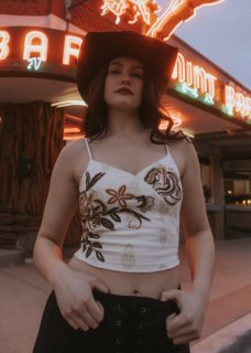 Special Offer Idyllwind Women's Jessamine Embroidered Beaded Crop Top | Ivory