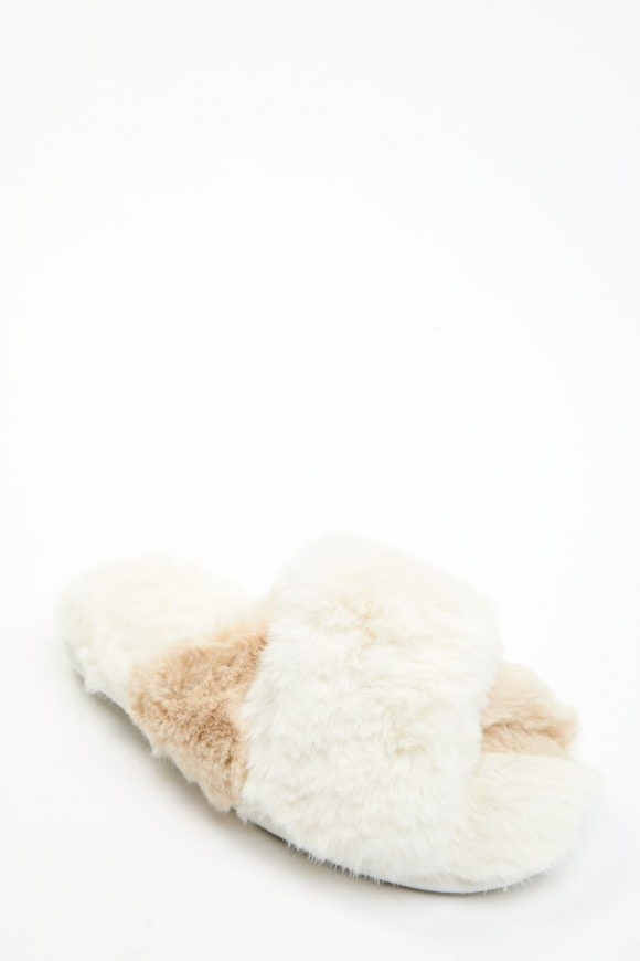 Special Offer Idyllwind Women's Aspen Cream Faux Fur Slippers | Cream