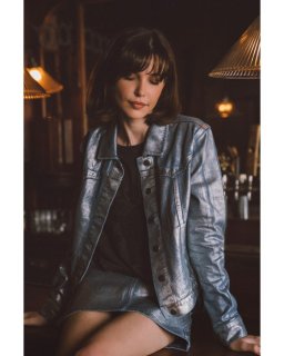 Special Offer Idyllwind Women's Goldfinch Denim Foiled Jacket | Light Medium Wash Special Offer Idyllwind Women's Goldfinch Denim Foiled Jacket | Light Medium Wash