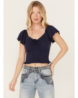 Special Offer Idyllwind Women's Pointe Flutter Sleeve Smocked Top | Steel Blue