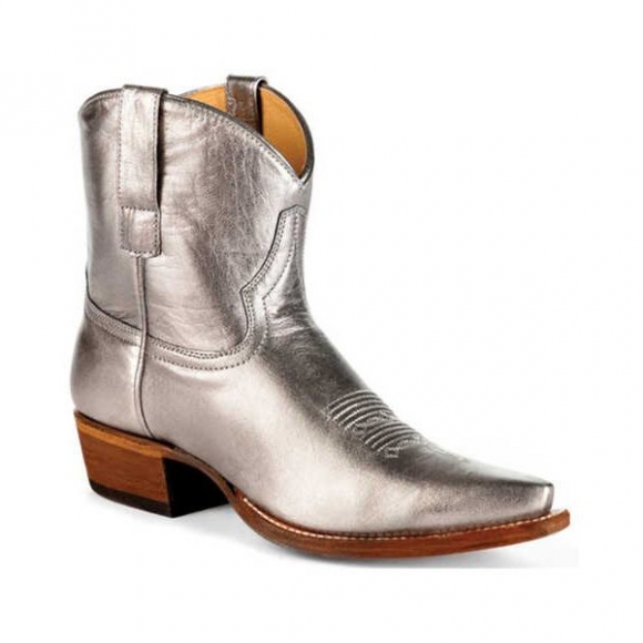 CANADA OUTLET MACIE BEAN WOMEN'S PETAL TO THE GUNMETAL FASHION WESTERN BOOTIES - SNIP TOE - PEWTER  CANADA OUTLET MACIE BEAN WOMEN'S PETAL TO THE GUNMETAL FASHION WESTERN BOOTIES - SNIP TOE - PEWTER