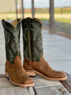 New Arrivals Olathe Natural Brahma Bison/Jade Navajo Boots - Tan/Green
