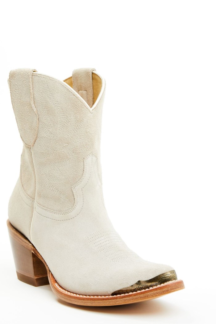 Special Offer Idyllwind Women's Wheels Ivory Suede Western Booties - Round Toe | Ivory