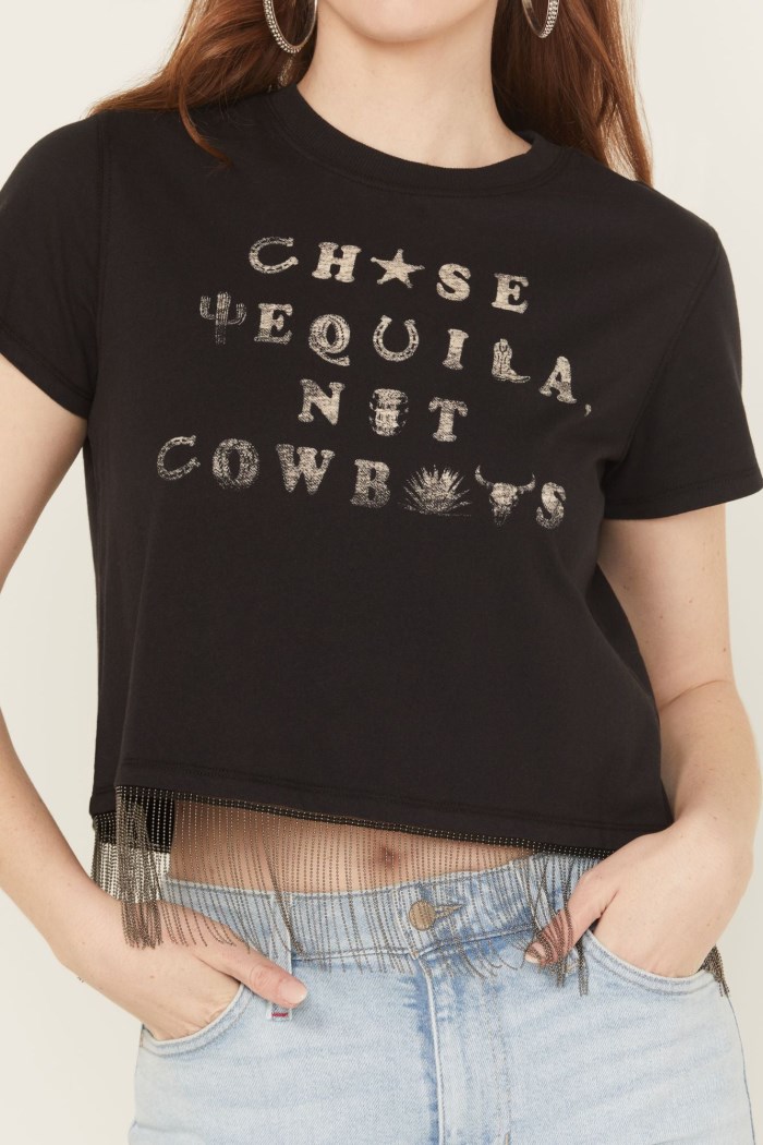 Special Offer Idyllwind Women's Chase Tequila Ball Chain Fringe Short Sleeve Cropped Graphic Tee | Black