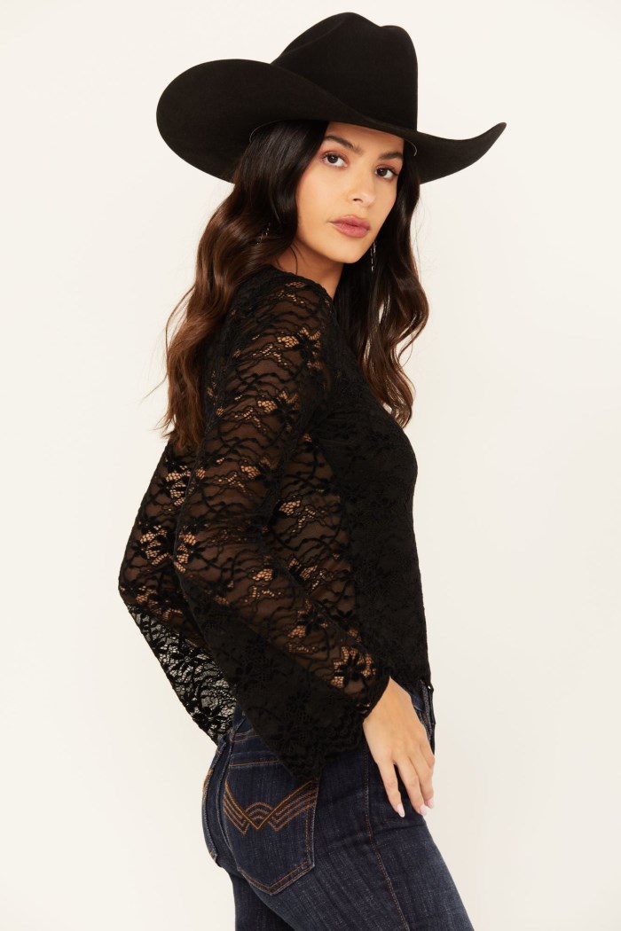 Special Offer Idyllwind Women's Russello Lace Long Bell Sleeve Top | Black