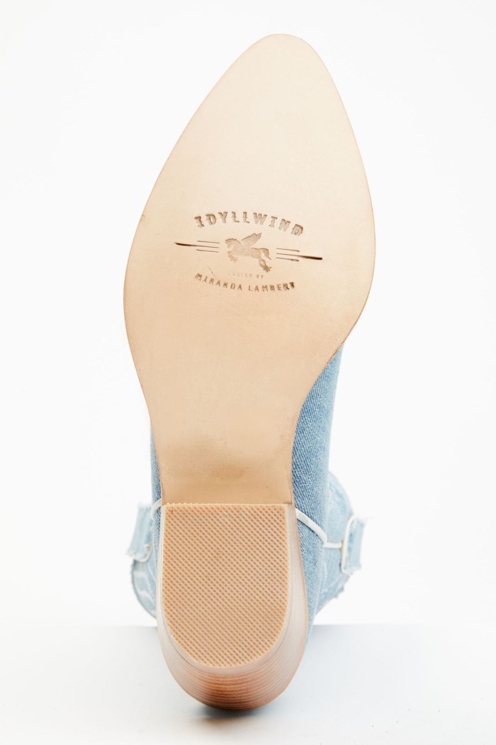 Special Offer Idyllwind Women's Aces Denim Deux Western Boots - Pointed Toe | Blue