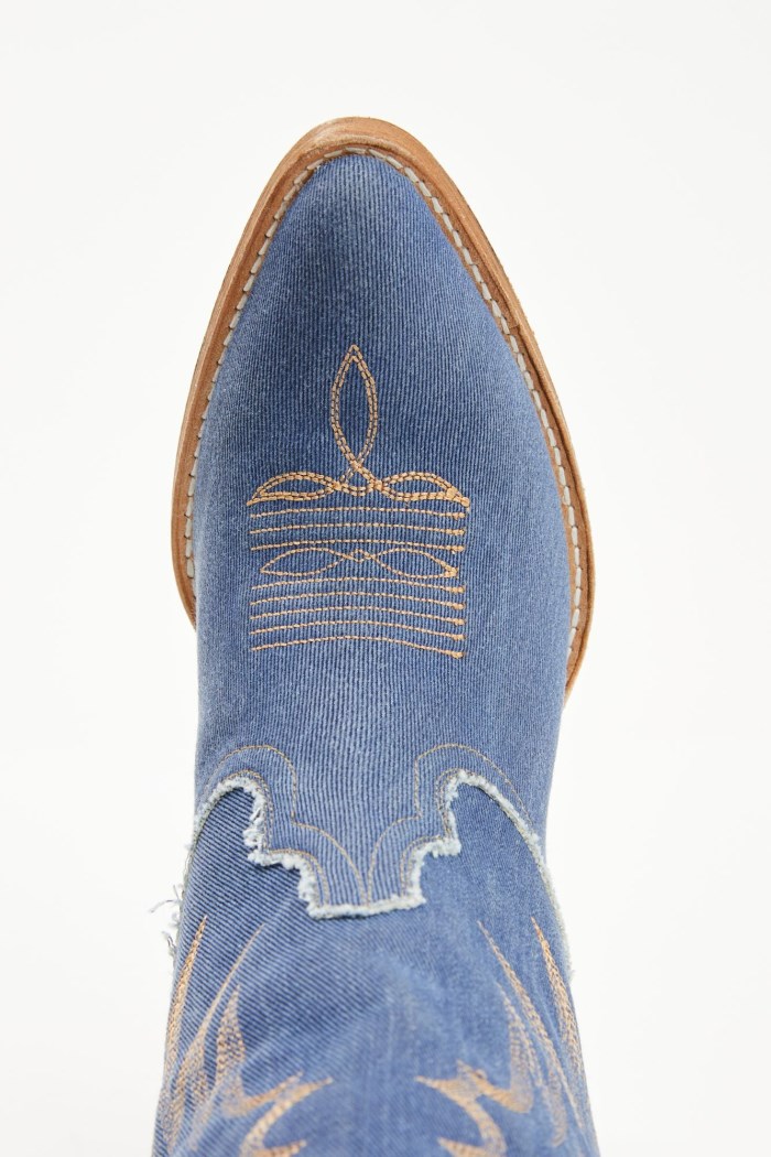 Special Offer Idyllwind Women's Charmed Life Denim Western Boots - Round Toe | Blue