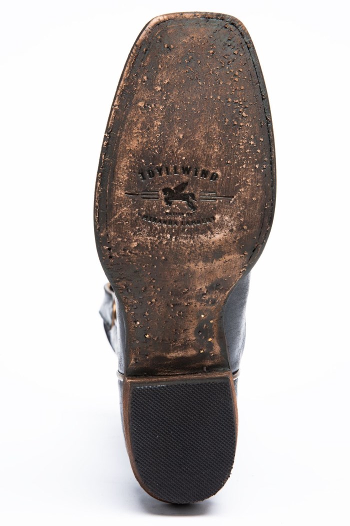 Special Offer Idyllwind Women's Relic Black Western Boots - Narrow Square Toe | Black