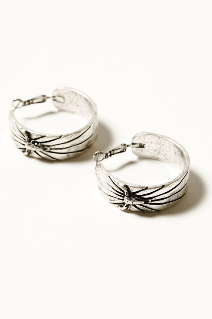 Special Offer Idyllwind Women's Austin Steer Head Hoop Earrings | Silver