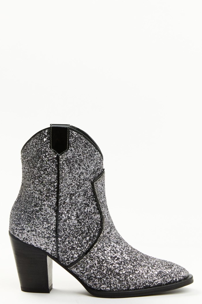 Special Offer Idyllwind Women's Stop and Stare Western Booties - Round Toe | Silver