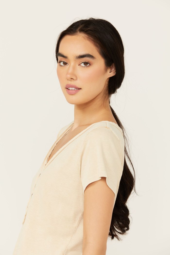 Special Offer Idyllwind Women's Vaughn Henley Short Sleeve Shirt | Off White