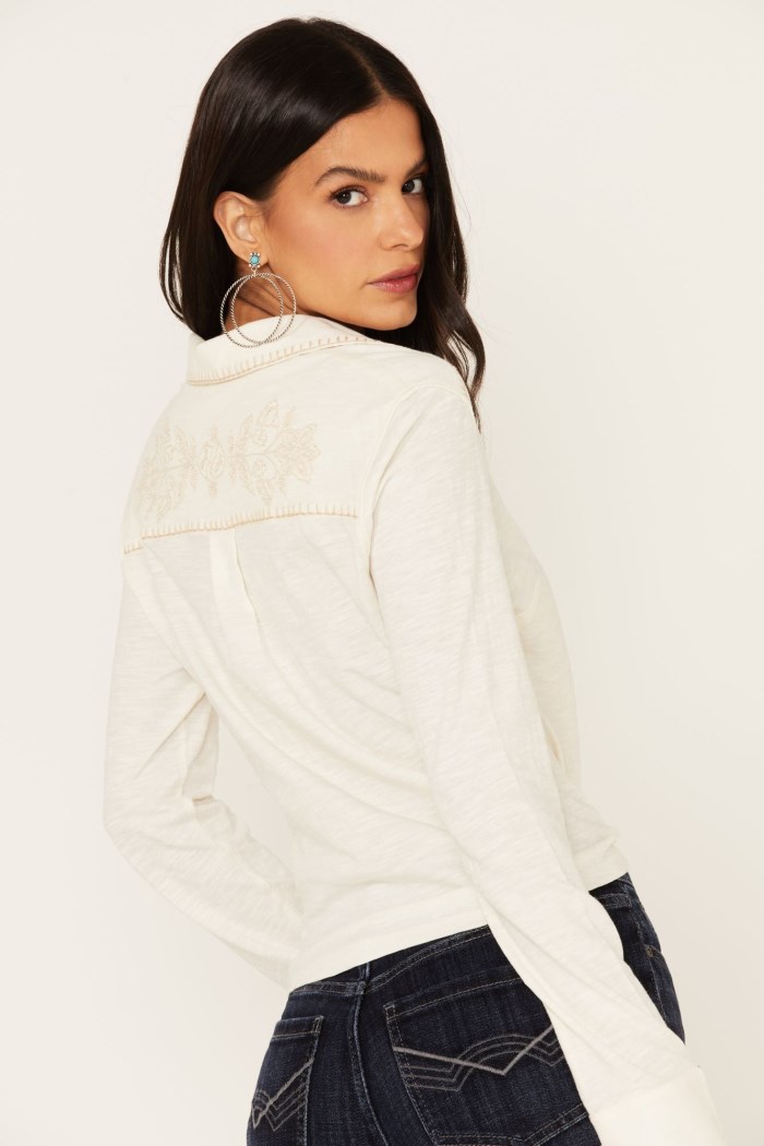 Special Offer Idyllwind Women's Embroidered Tie Front Knit Long Sleeve Western Snap Top | Ivory