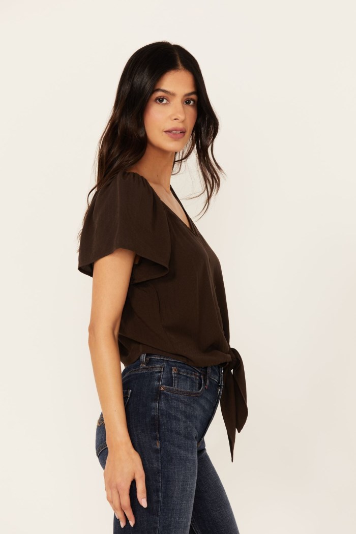 Special Offer Idyllwind Women's Tern Flutter Sleeve Tie Front Top | Dark Brown
