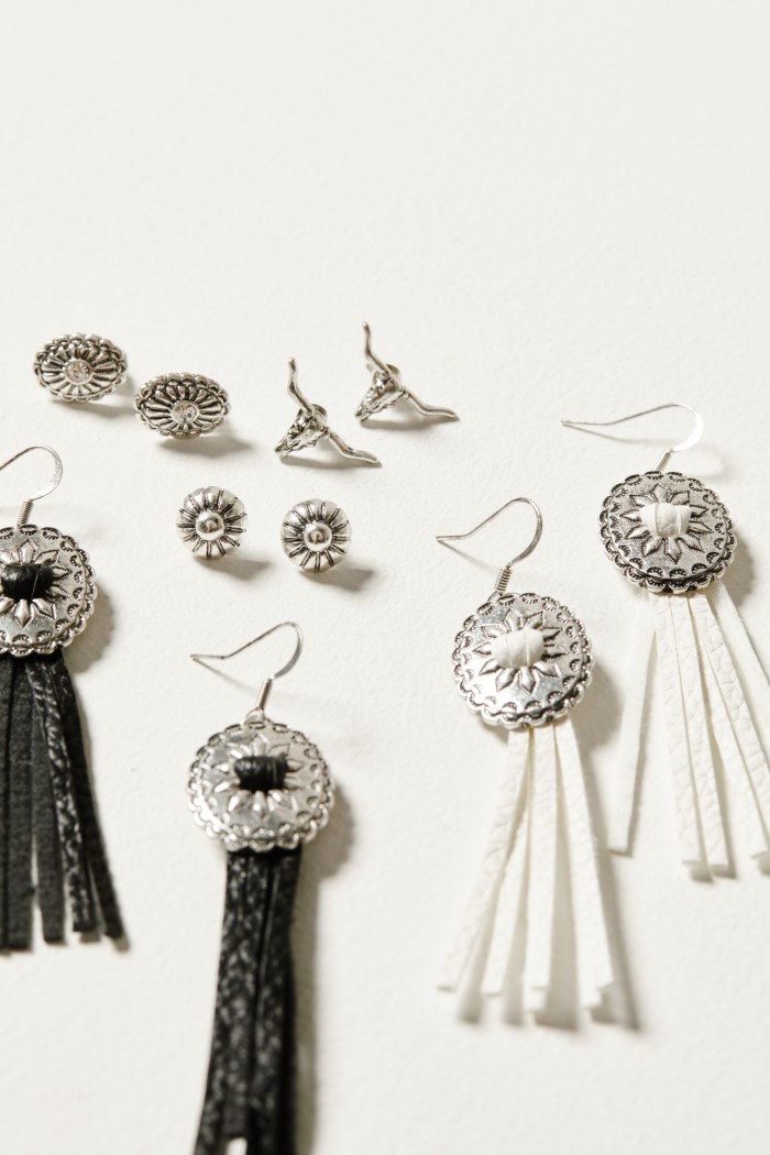 Special Offer Idyllwind Women's Decatur 5-piece Silver Concho & Tassel Earring Set | Multi