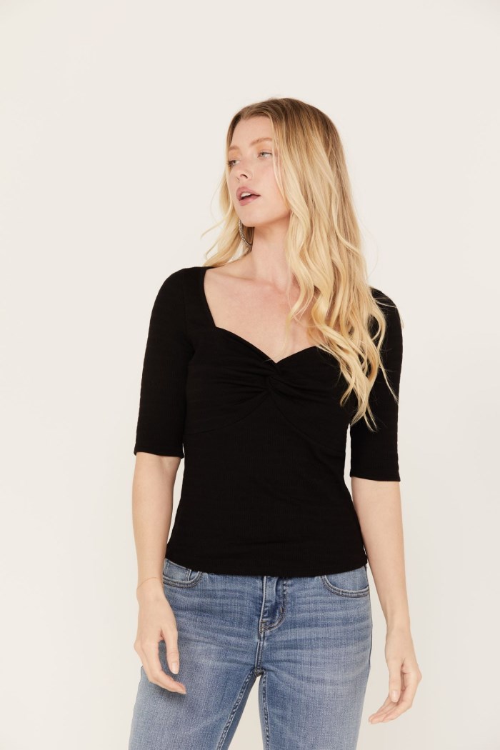 Special Offer Idyllwind Women's Carson Twist Front Top | Black