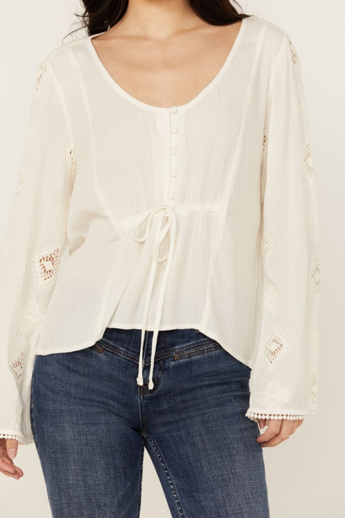 Special Offer Idyllwind Women's Sharondale Button-Down Embroidered Bell Sleeve Top | Ivory