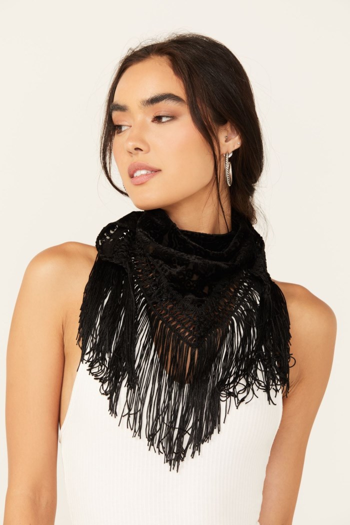 Special Offer Idyllwind Women's Camillia Velvet Burnout Fringe Scarf | Black