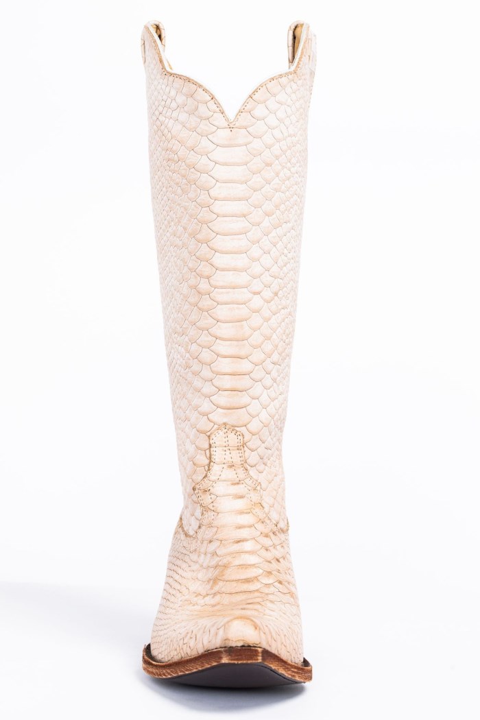 Special Offer Idyllwind Women's Strut White Western Boots - Snip Toe | Ivory