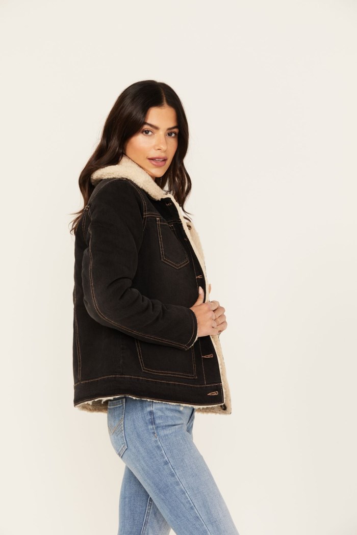 Special Offer Idyllwind Women's Blackburn Reversible Denim Sherpa Jacket | Black