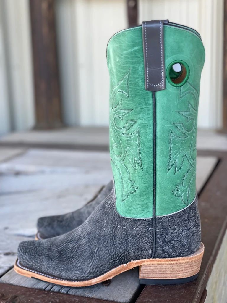 New Arrivals Olathe Slate Safari Giraffe Grey Pull Boots - Grey/Green
