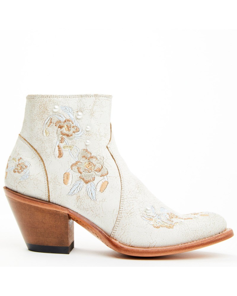 Quick Ship Shyanne Latest Women's Carine Crackadela Floral Western Fashion Booties - Round Toe | White